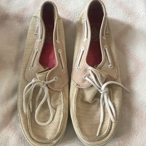 Vans woman’s shoes